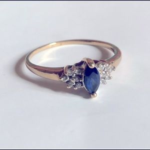 Gorgeous 10k Solid Gold Ring